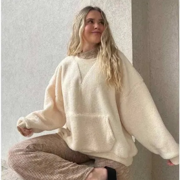 Peach Love California Size Small Boutique Cream Sherpa Oversized - Picture 1 of 3